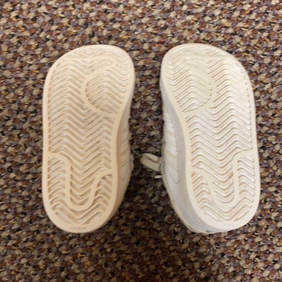 Adidas All White Toddler Shoe - Picture 3 of 3